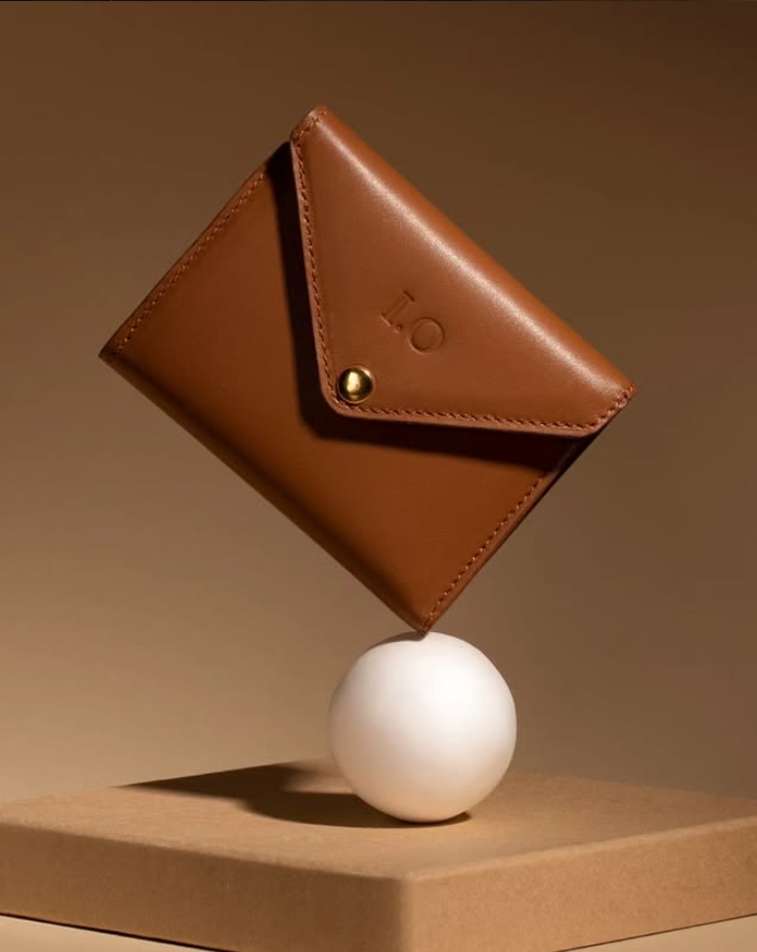 Portofol i vogël lëkure i personalizuar nga 4 Leather Goods